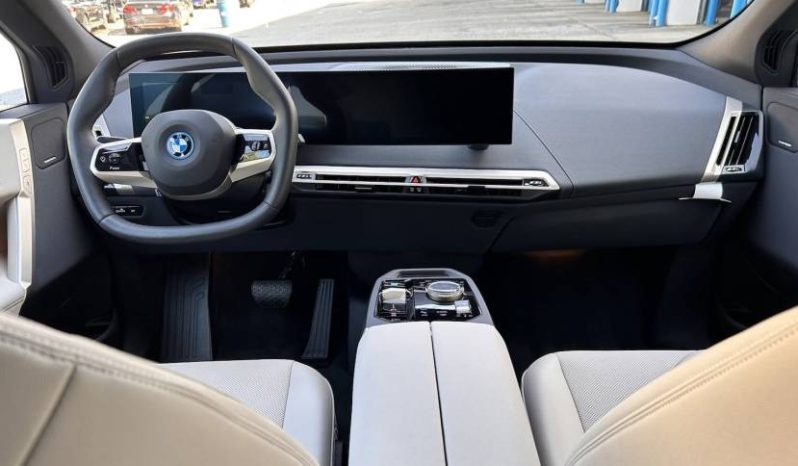 
								2024 BMW iX xDrive50 full									