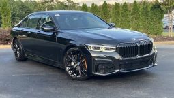 
										2021 BMW 740i xDrive full									