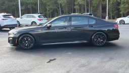 
										2021 BMW 740i xDrive full									